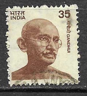 Timbre d'Inde N°626 oblitéré