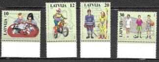 Timbre de Lettonie N°419,420,421,422 4val neuf**
