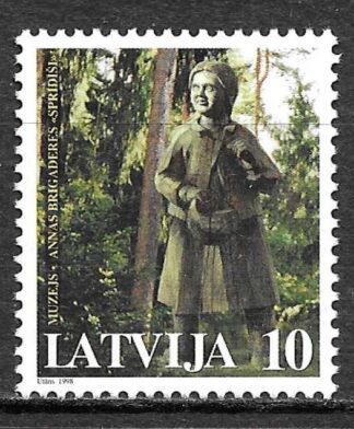 Timbre de Lettonie N°440 neuf**