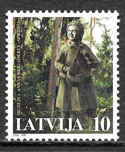 Timbre de Lettonie N°440 neuf**
